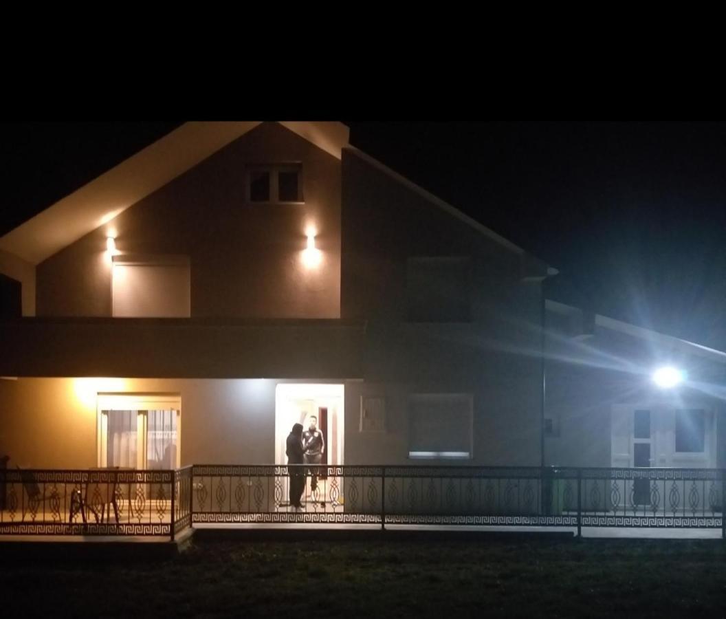 Emina Apartman Plav Kültér fotó
